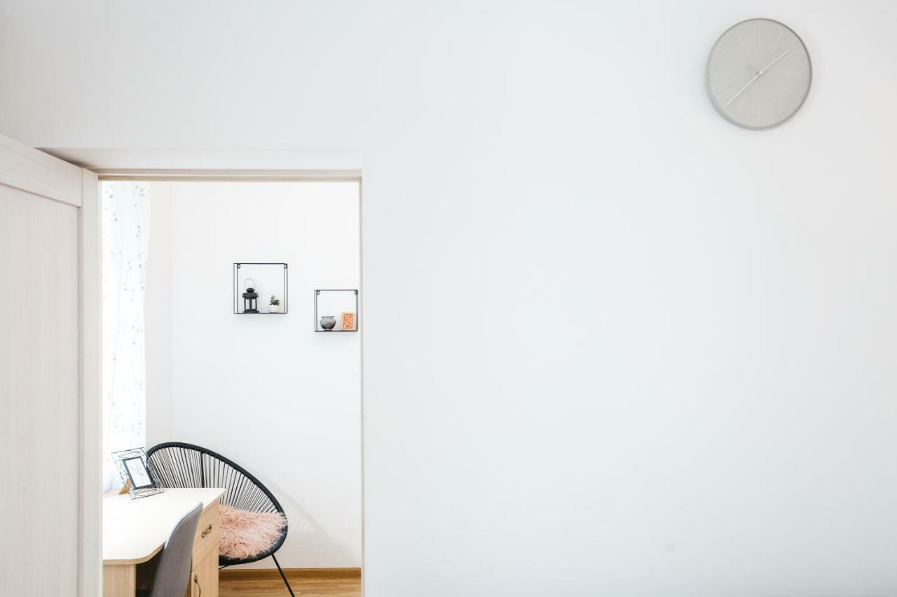 Krakivska 24 Apartment ลวีฟ ภายนอก รูปภาพ