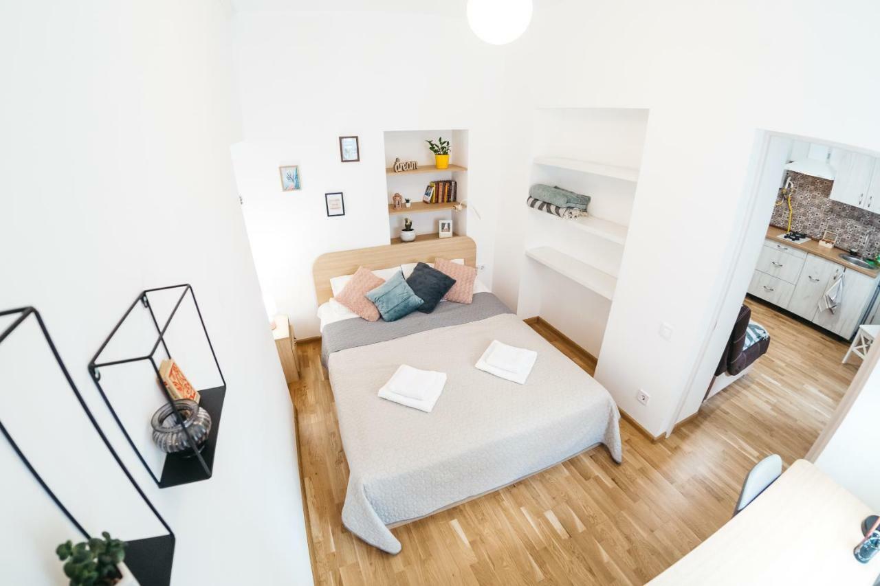 Krakivska 24 Apartment ลวีฟ ภายนอก รูปภาพ