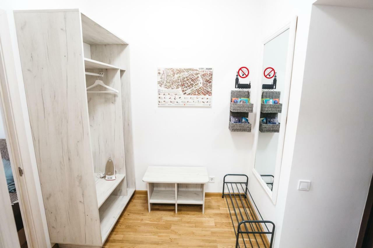 Krakivska 24 Apartment ลวีฟ ภายนอก รูปภาพ
